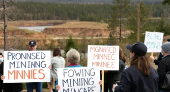 Jasper County Residents Protest Proposed Sand Mine