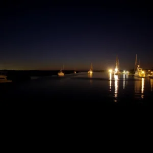 Night view of boats on Skull Creek at Hilton Head Island